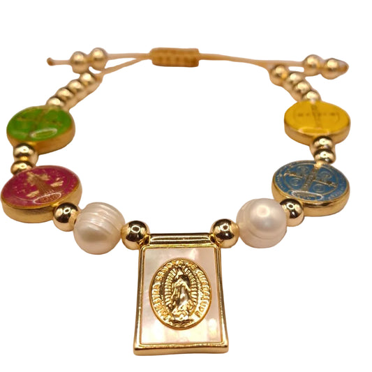 Pulsera dorada de la virgen