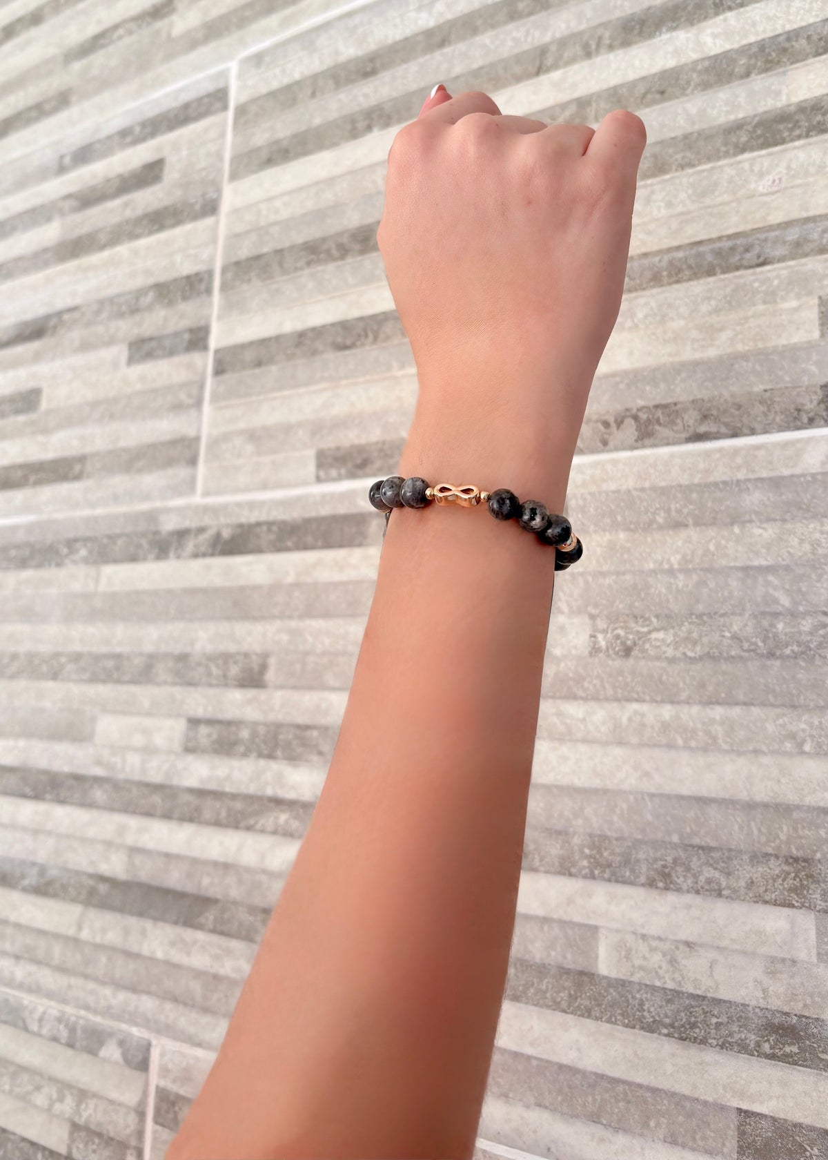 INFYNIA | Pulsera Gris Infinito