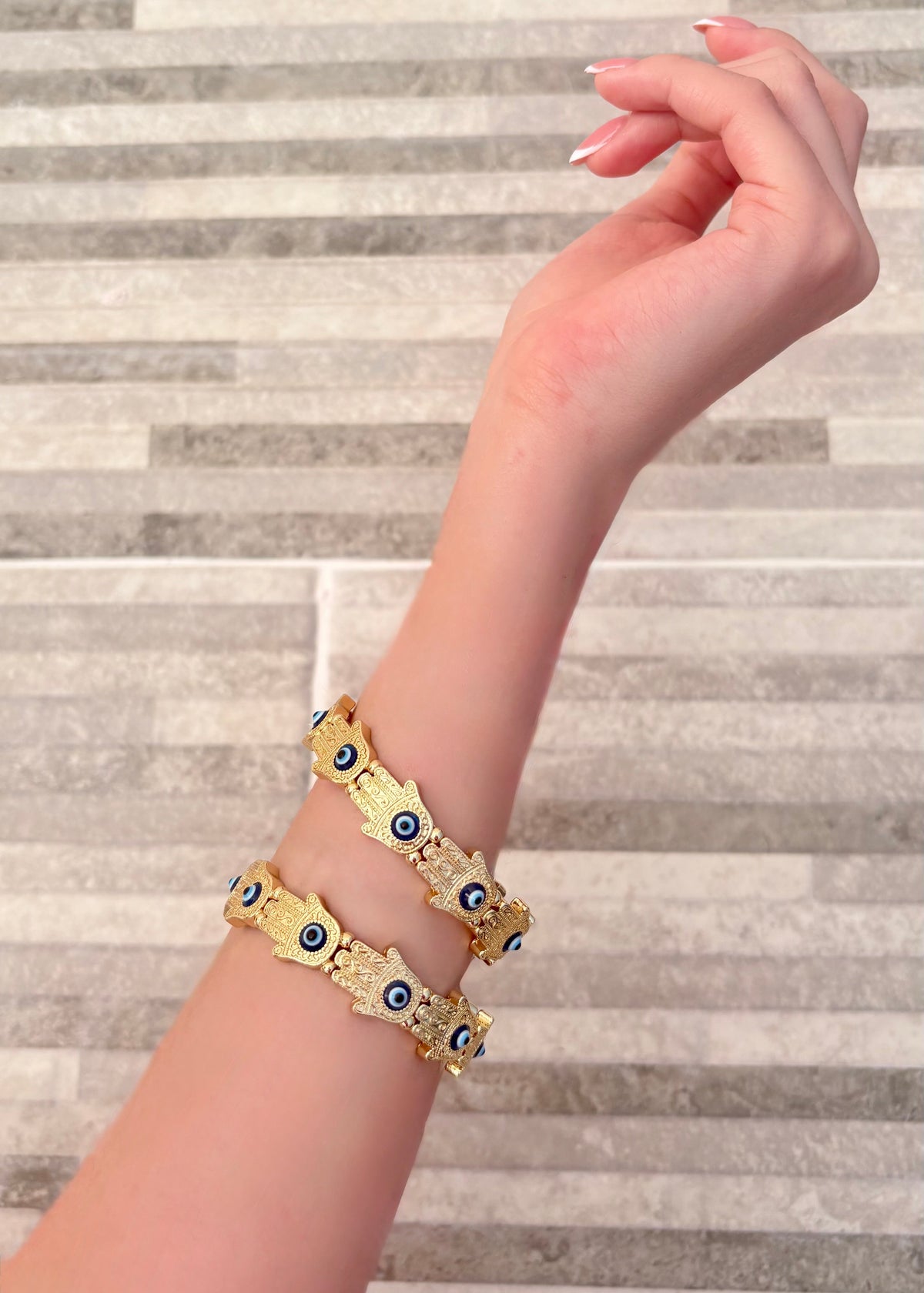 INFYNIA | Brazalete Mano Ojo Turco